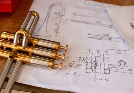 〈アドリアン・ジャミネ〉トランペットの設計図