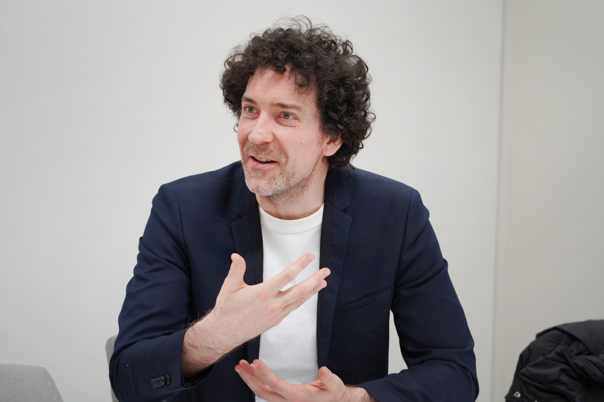 二コラ・バルディル—氏